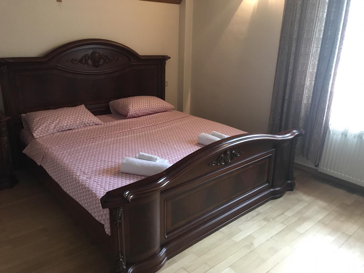 Villa Rare House With Garden Tbilisi Esterno foto
